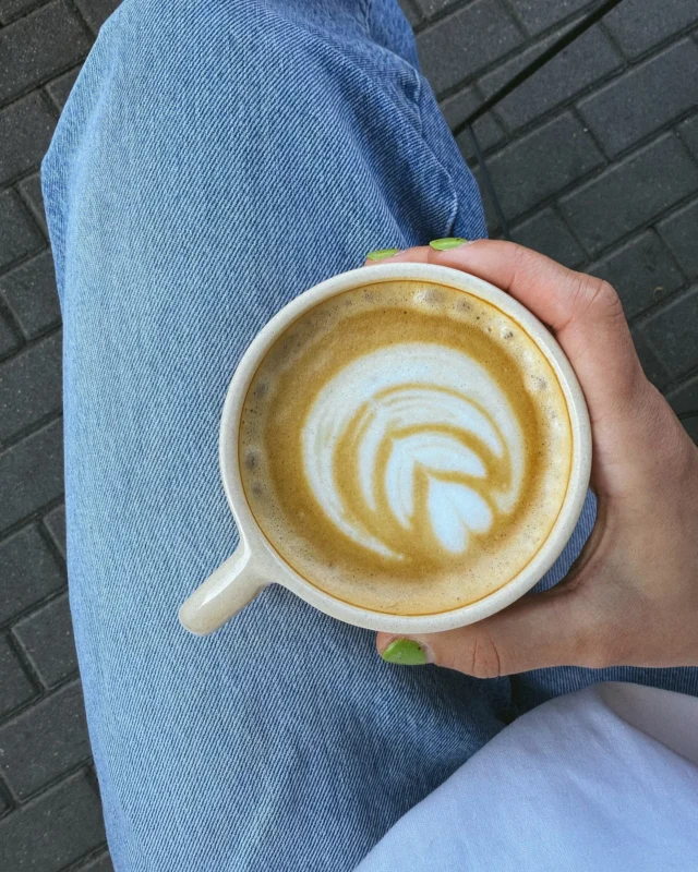 Kwiecień plecień 🌀

#coffeeandstoriesofficial #coffeeandstoriesandlove #polishtees #polishbrand